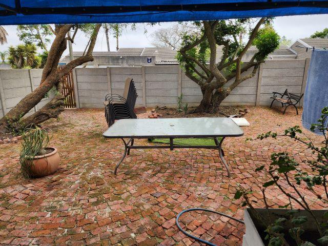 3 Bedroom Property for Sale in Goedemoed Western Cape